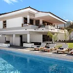 Vakantiehuis Karat *